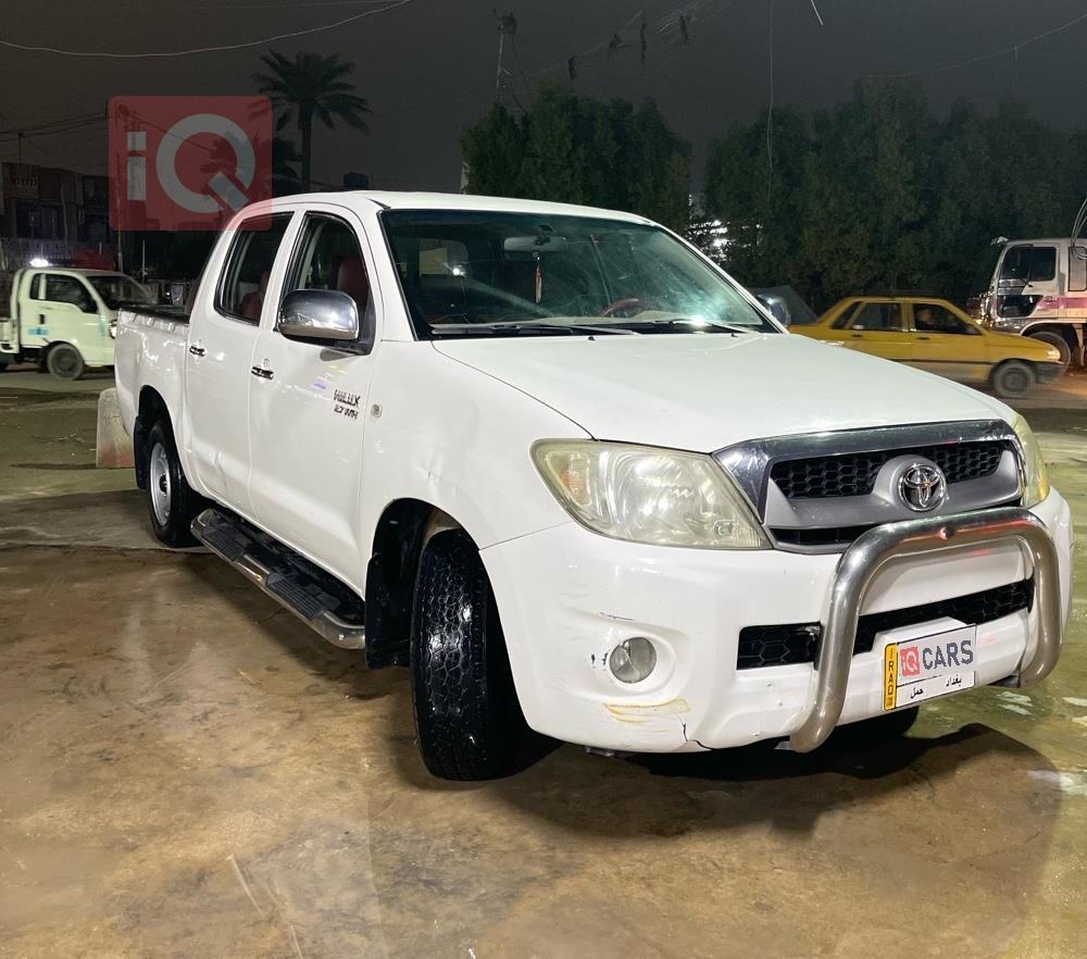 تويوتا هايلوكس